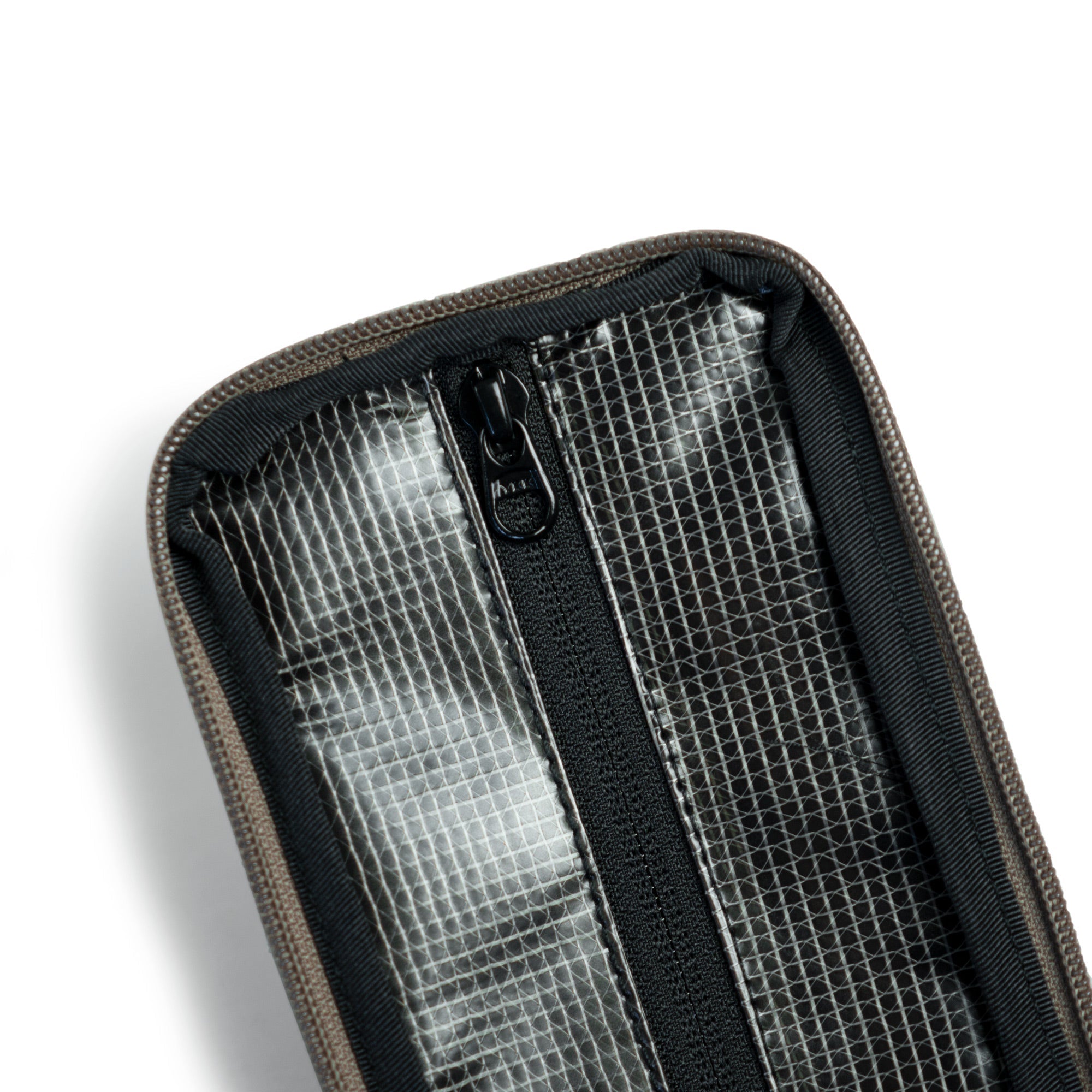 The Division - Quarter Pouch | Earth
