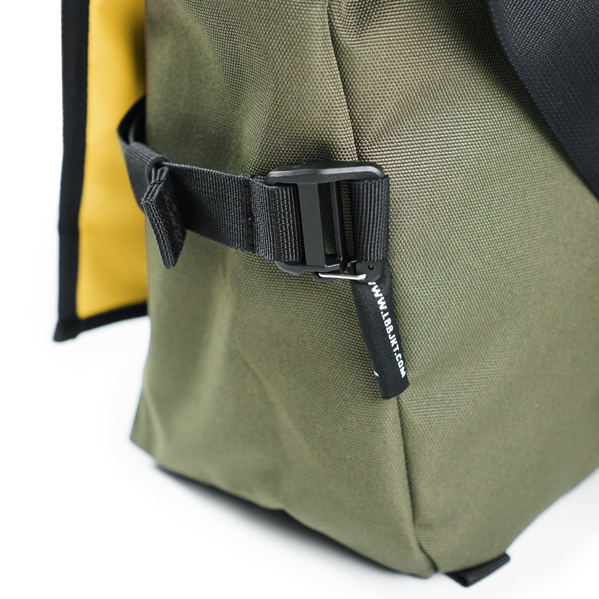 External Carry Strap for the Echelon