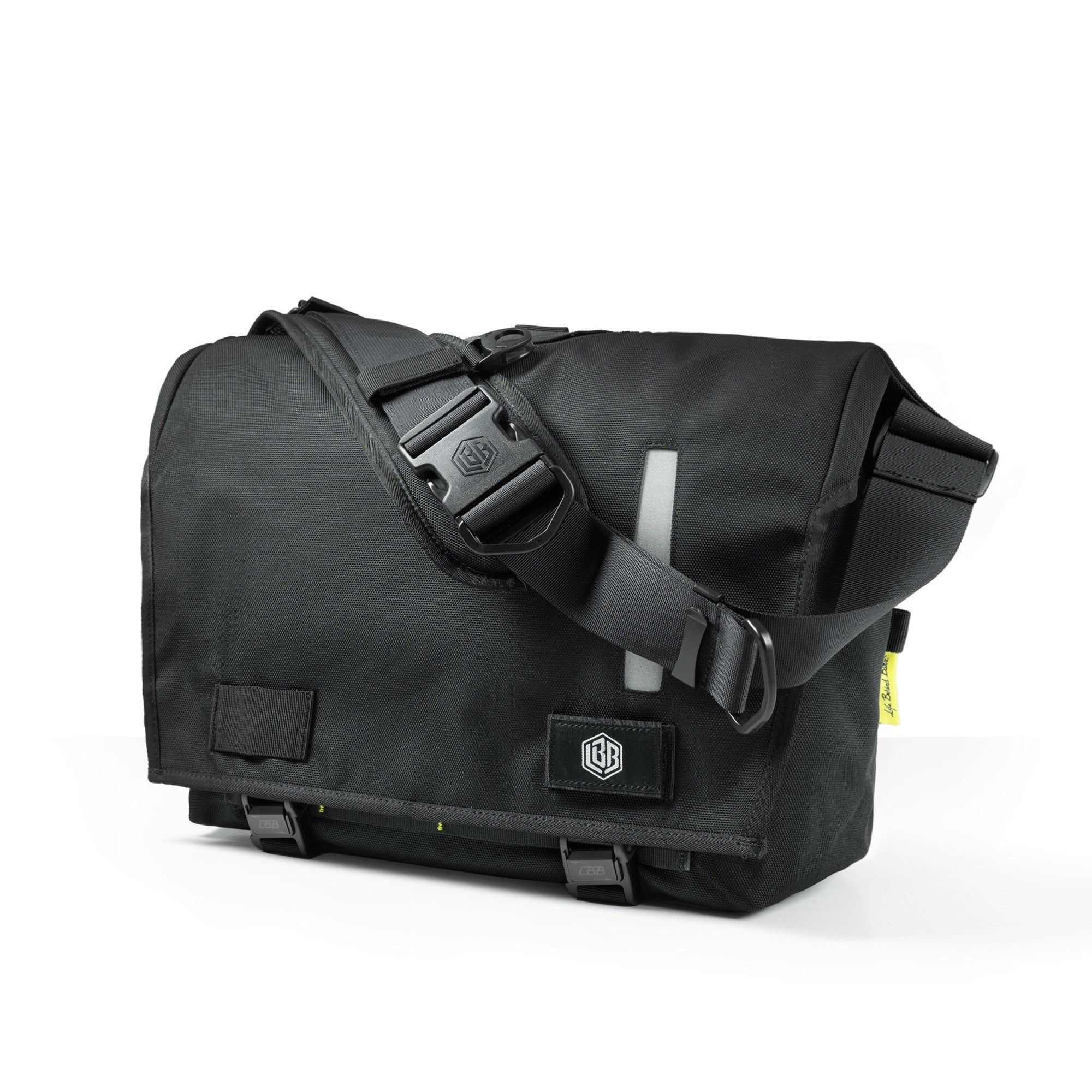 life behind bers【メッセンジャーバッグ】ECHELON 32L The Echelon [M] - Messenger Bag | LBBJKT
