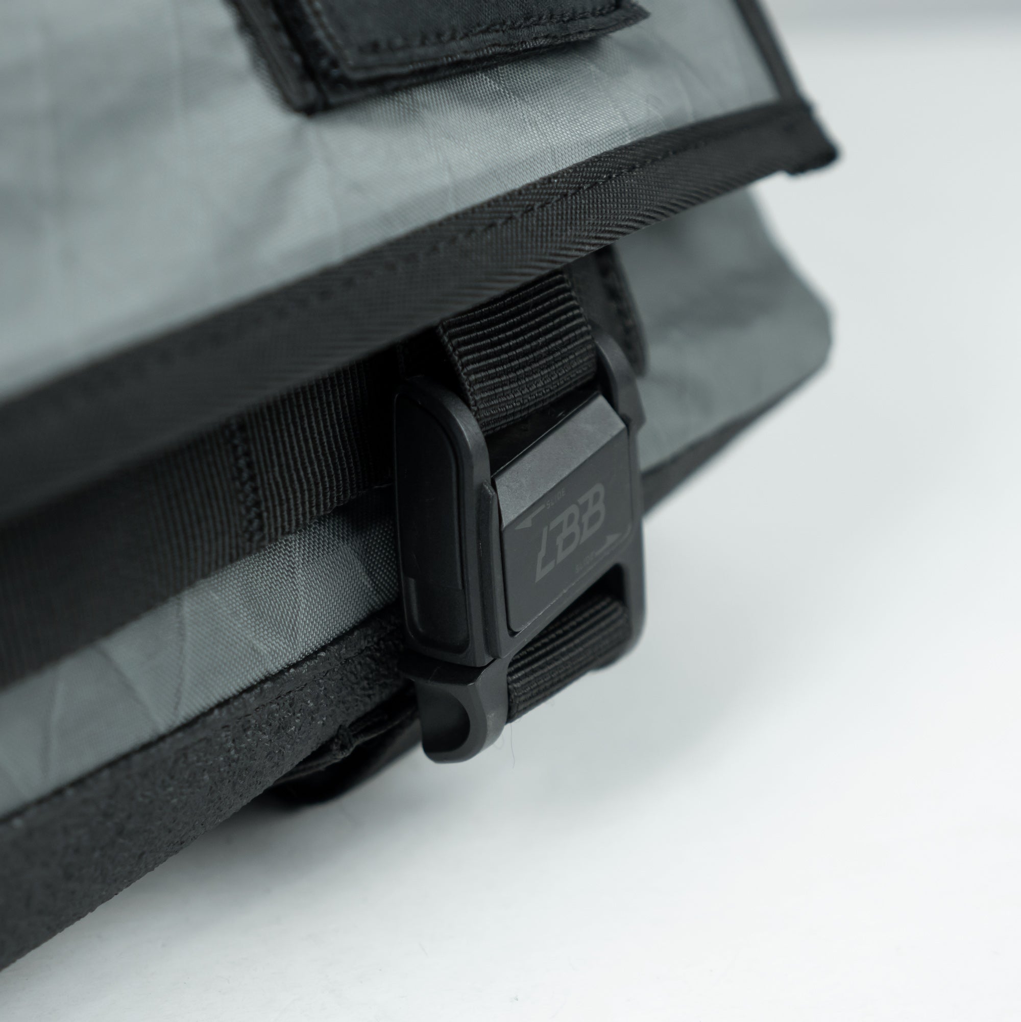 The Echelon [M] | X21 Slate Grey